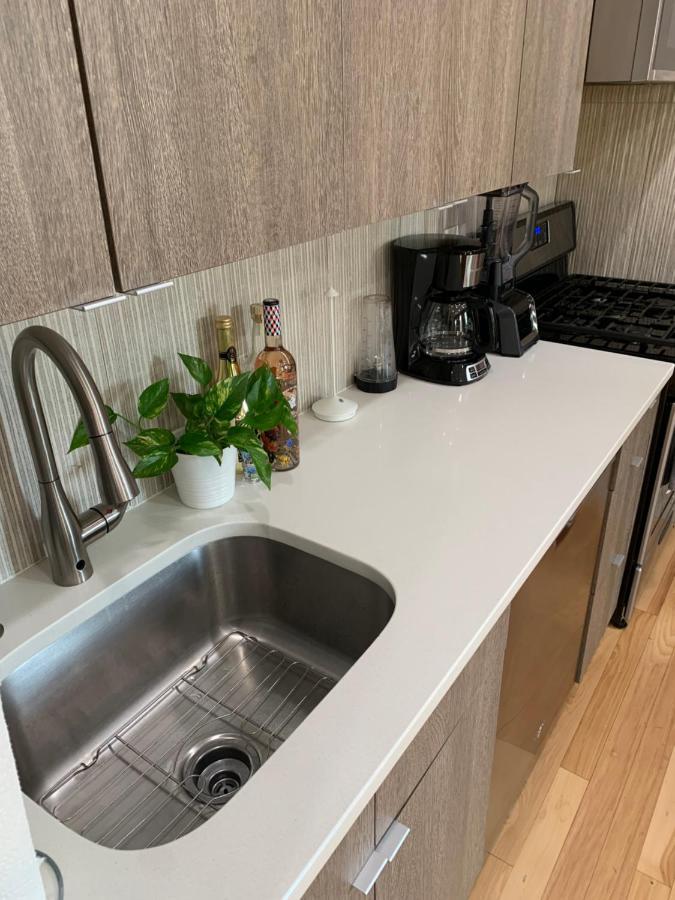 뉴욕 Urban Jungle Oasis In Queens! 아파트 외부 사진